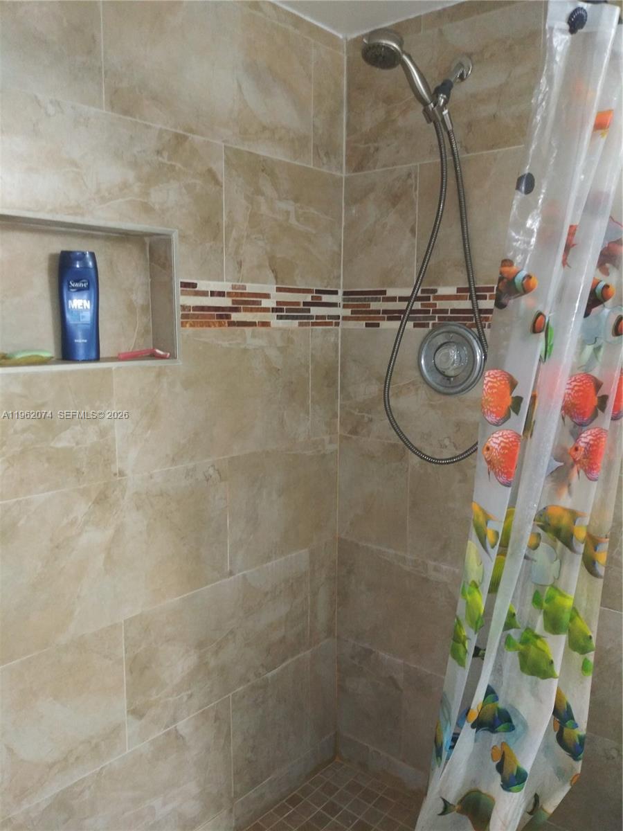 4172 Inverrary Drive, Unit 310 Lauderhill, FL 33319 - Photo 7 of 11
