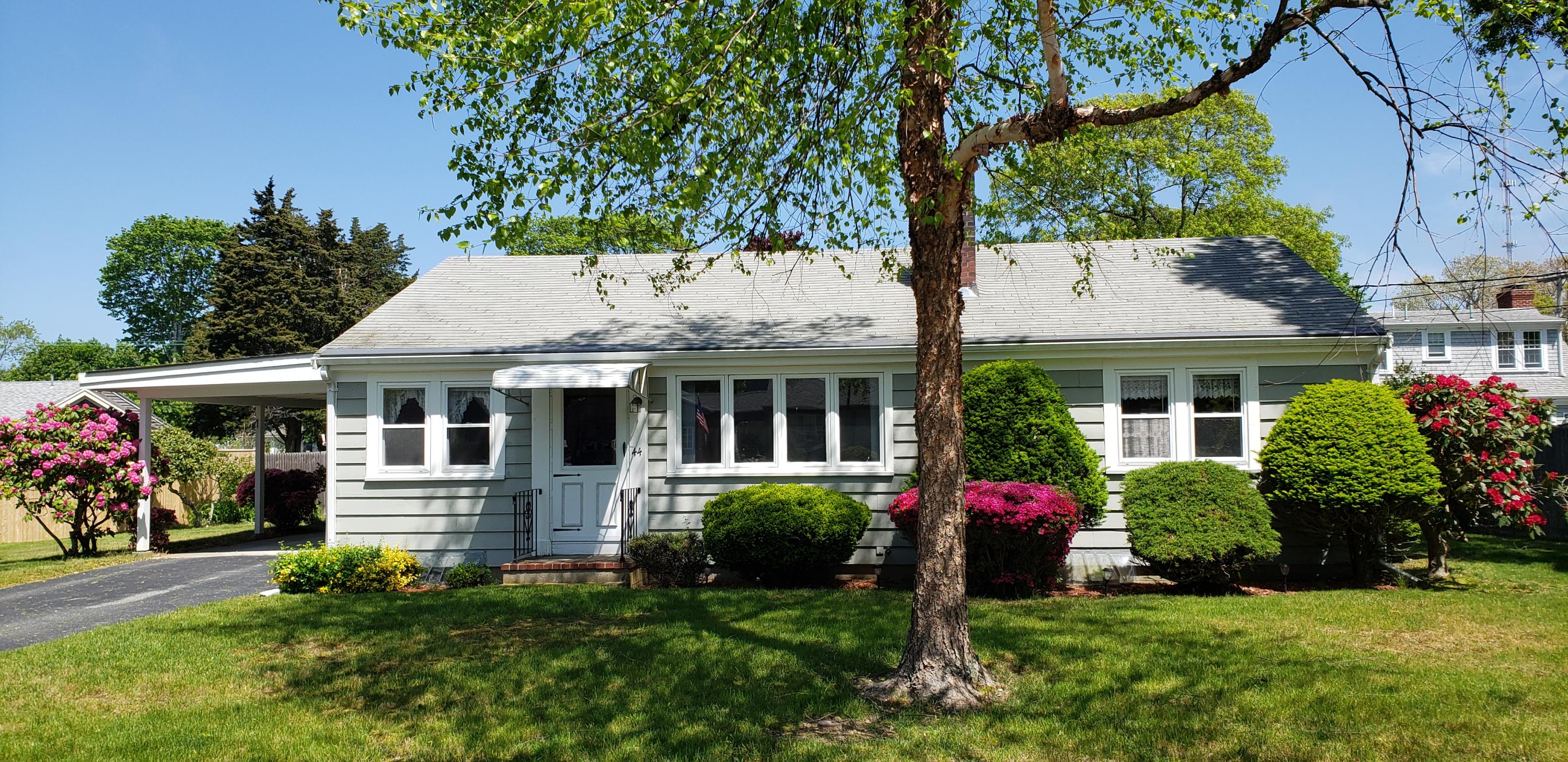 44 Russell Road Falmouth, MA 02540 - Photo 1 of 23 20190526_110253