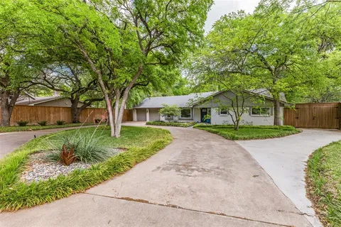 $849,000 | 9576 Ash Creek Drive, Dallas, TX 75228