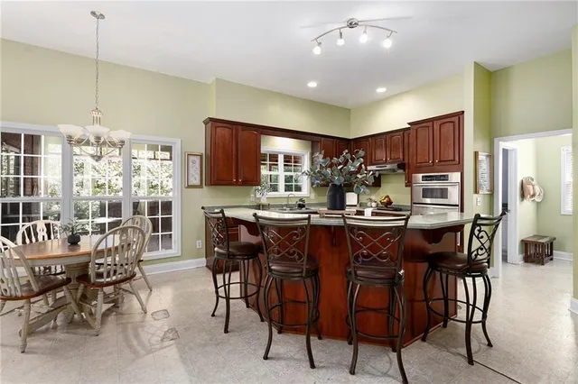 $600,000 | 12216 Edgewater Drive, Hampton, GA 30228