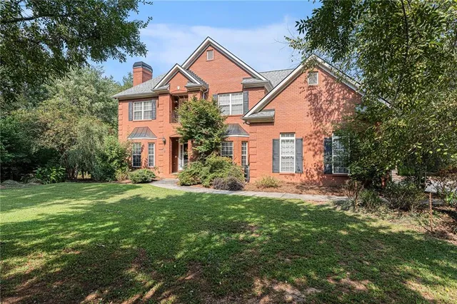 $600,000 | 12216 Edgewater Drive, Hampton, GA 30228