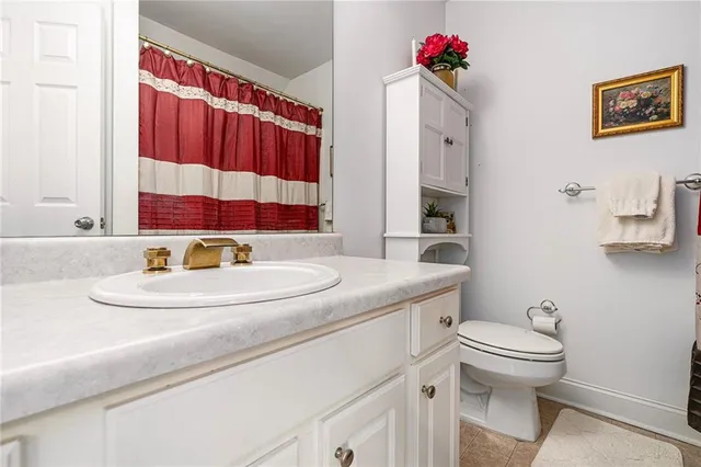 $600,000 | 12216 Edgewater Drive, Hampton, GA 30228