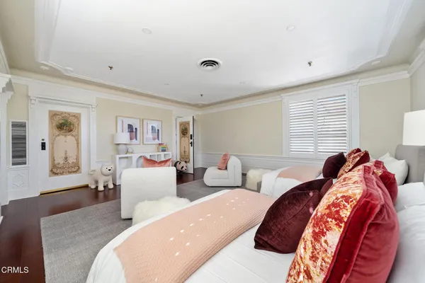 $11,180,000 | 380 West Green Street, Pasadena, CA 91105