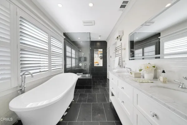 $11,180,000 | 380 West Green Street, Pasadena, CA 91105