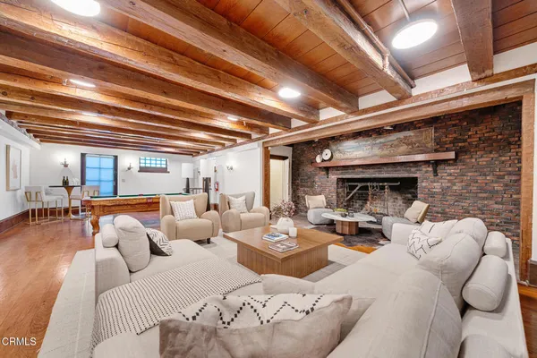 $11,180,000 | 380 West Green Street, Pasadena, CA 91105