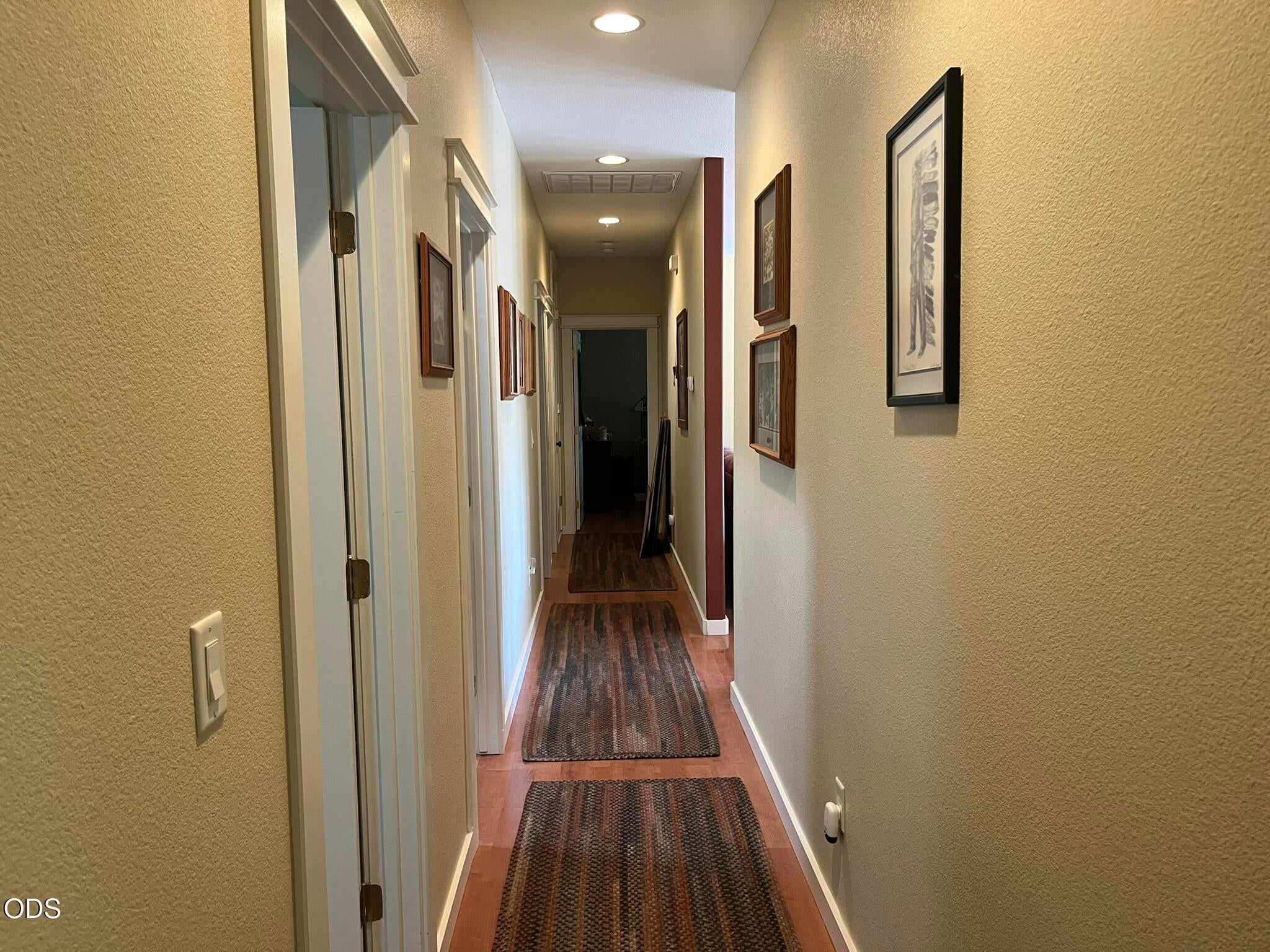 158 Rockingham Circle Eagle Point, OR 97524 - Photo 10 of 36 Gallery Image 10