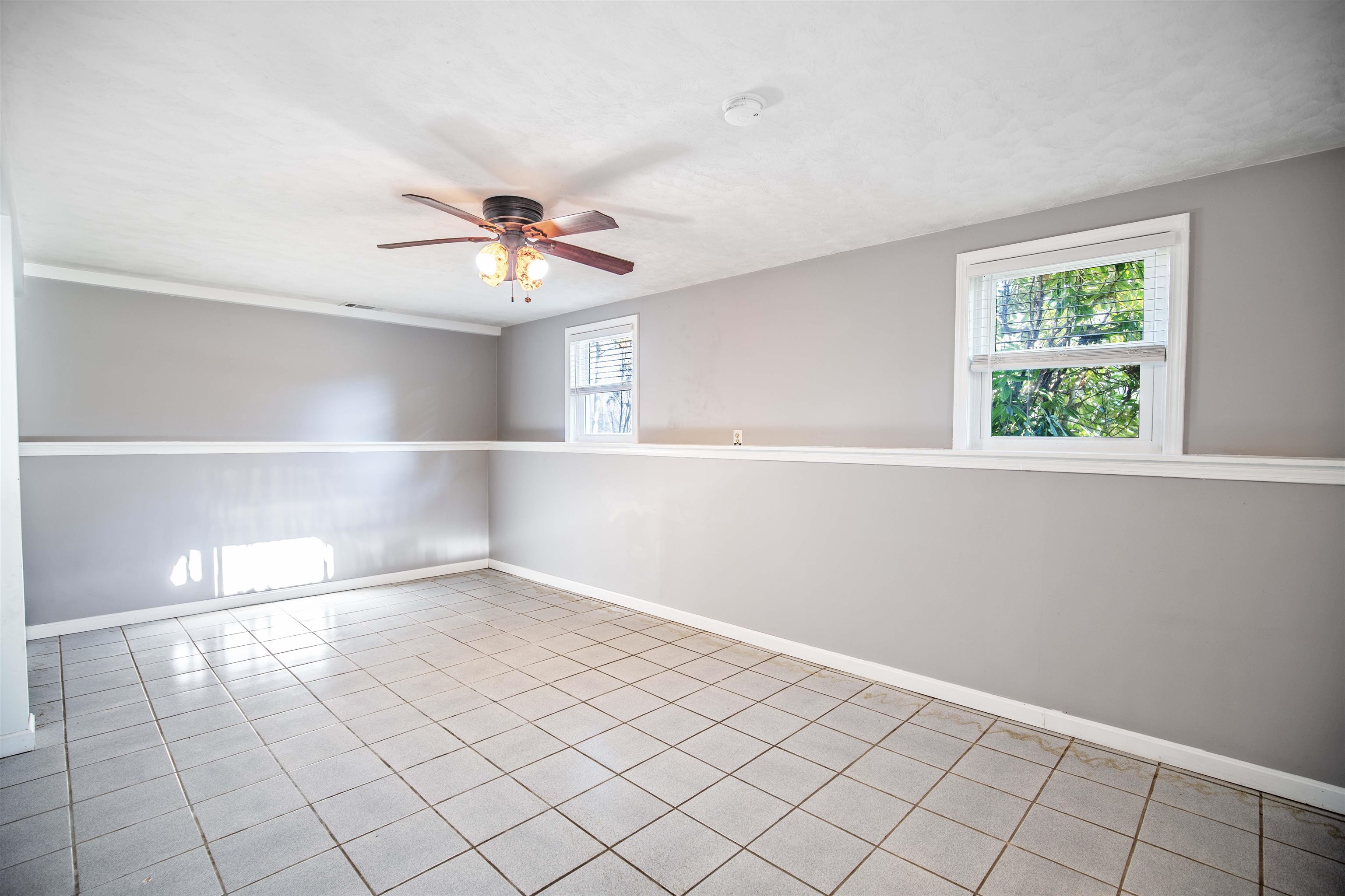 2 Casey Drive Hooksett, NH 03106 - Photo 11 of 34