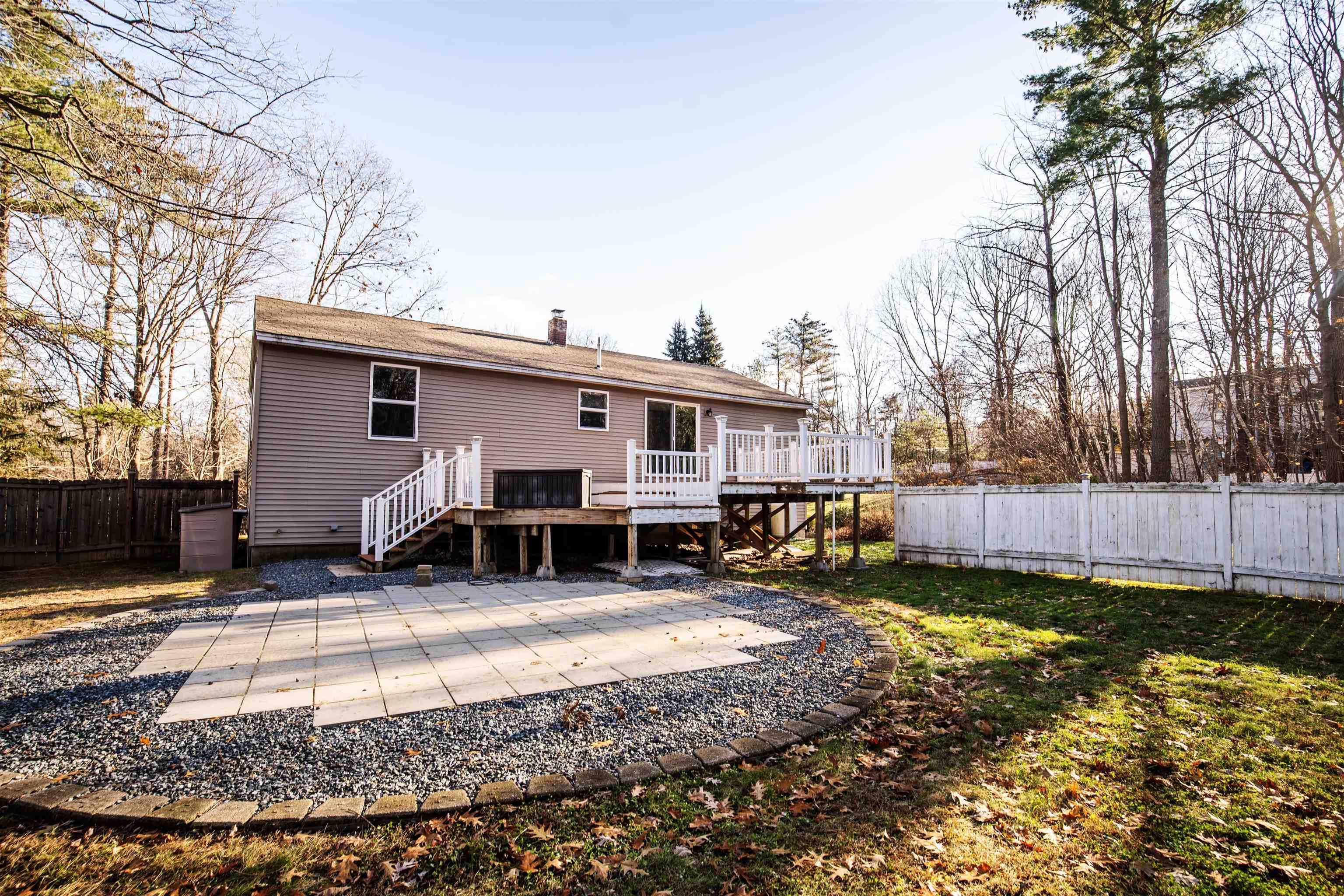 2 Casey Drive Hooksett, NH 03106 - Photo 19 of 34