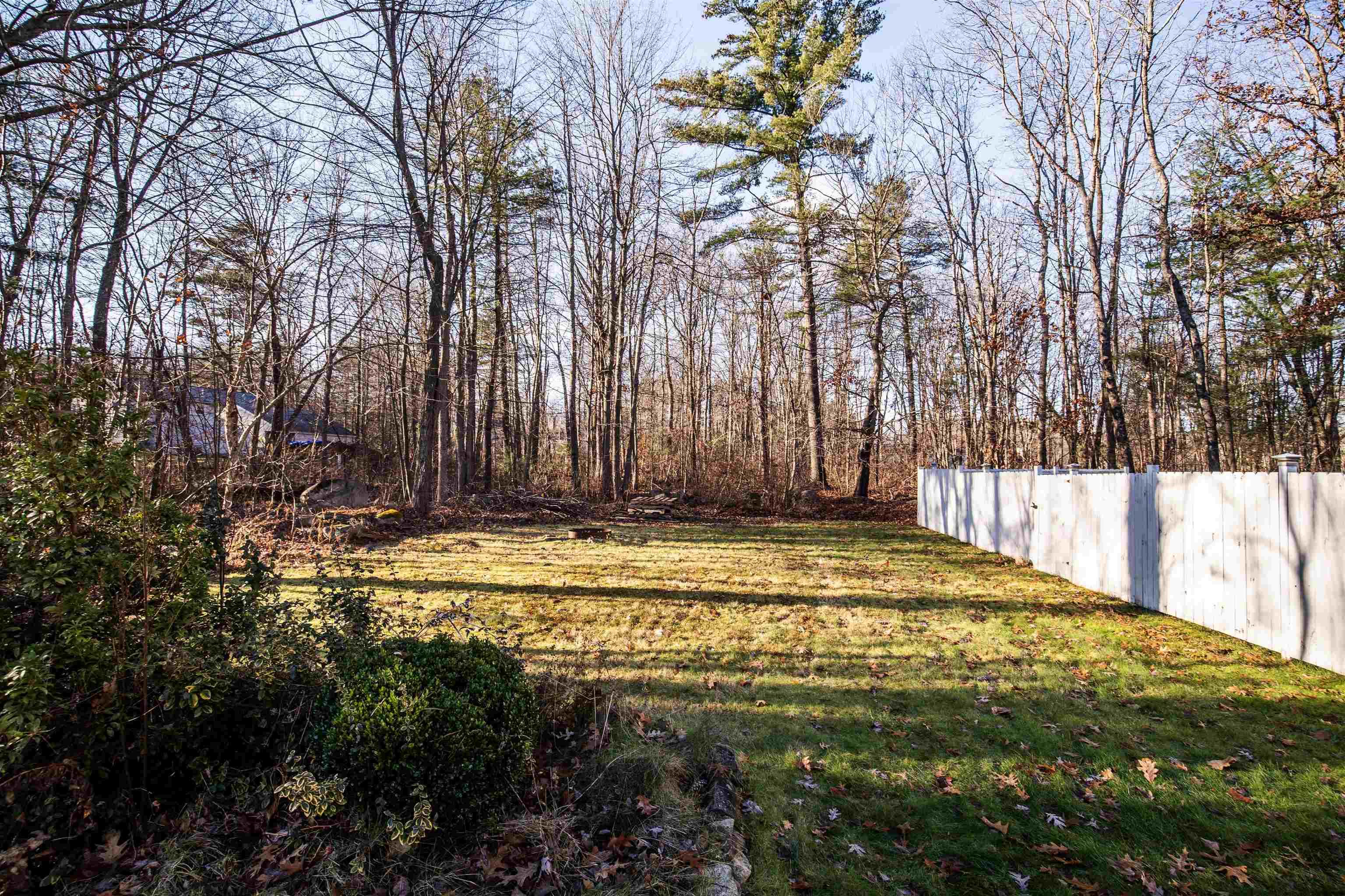 2 Casey Drive Hooksett, NH 03106 - Photo 21 of 34