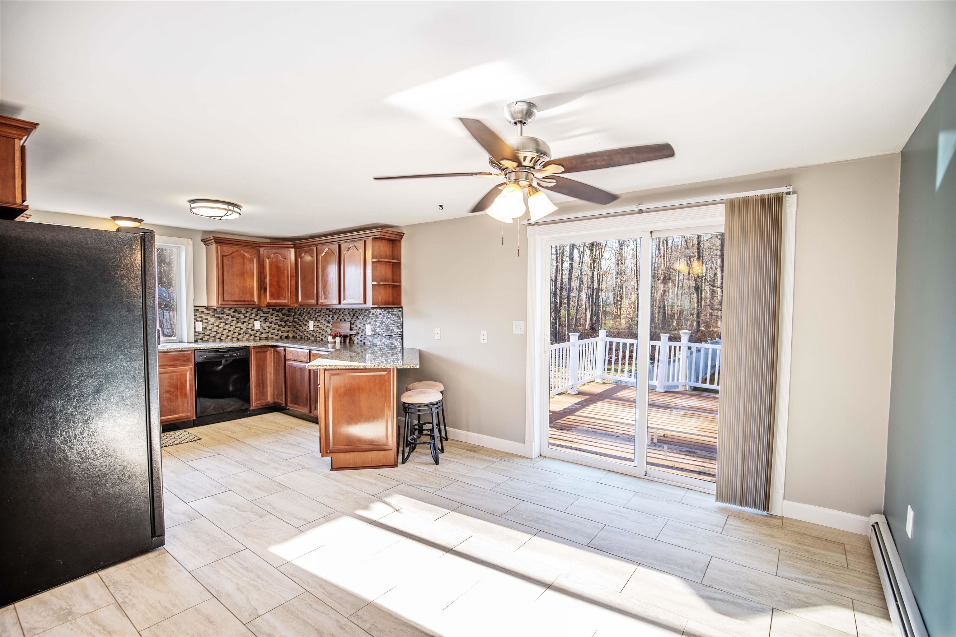 2 Casey Drive Hooksett, NH 03106 - Photo 32 of 34