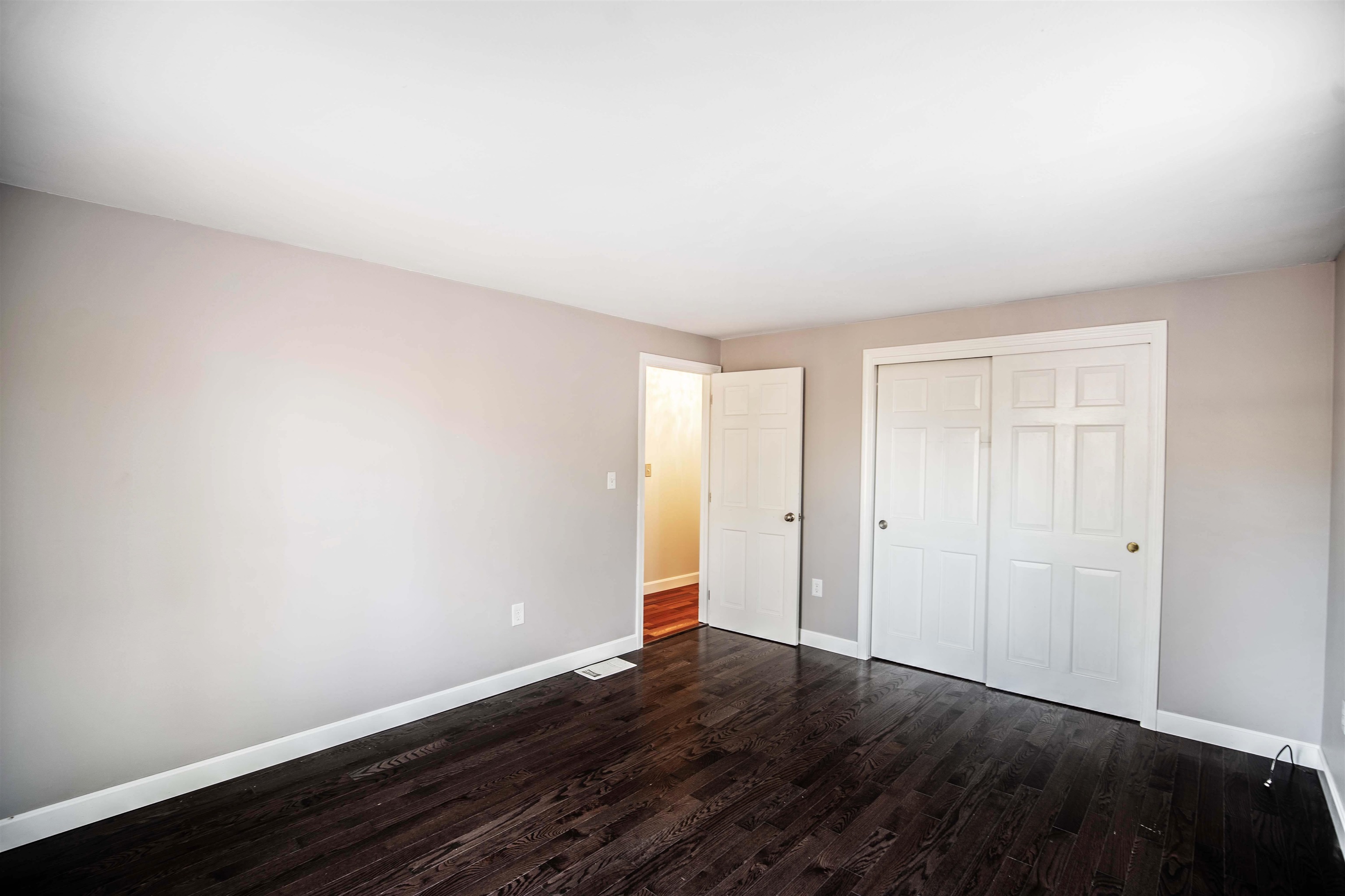 2 Casey Drive Hooksett, NH 03106 - Photo 7 of 34