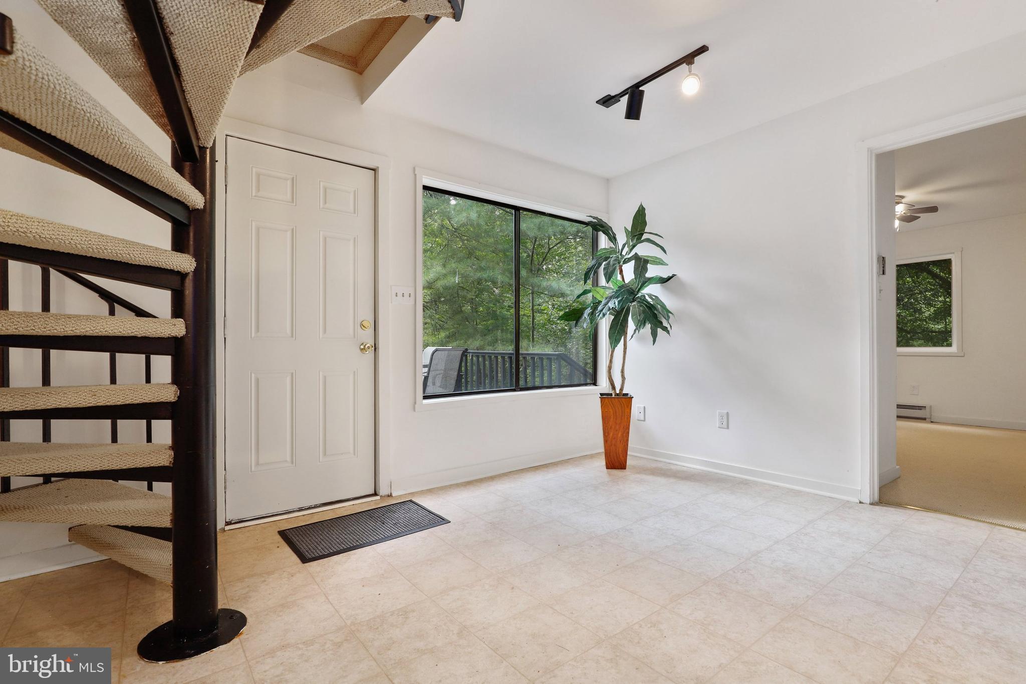 6784 Balmoral Ridge New Market, MD 21774 - Photo 4 of 54 Gallery Image 4