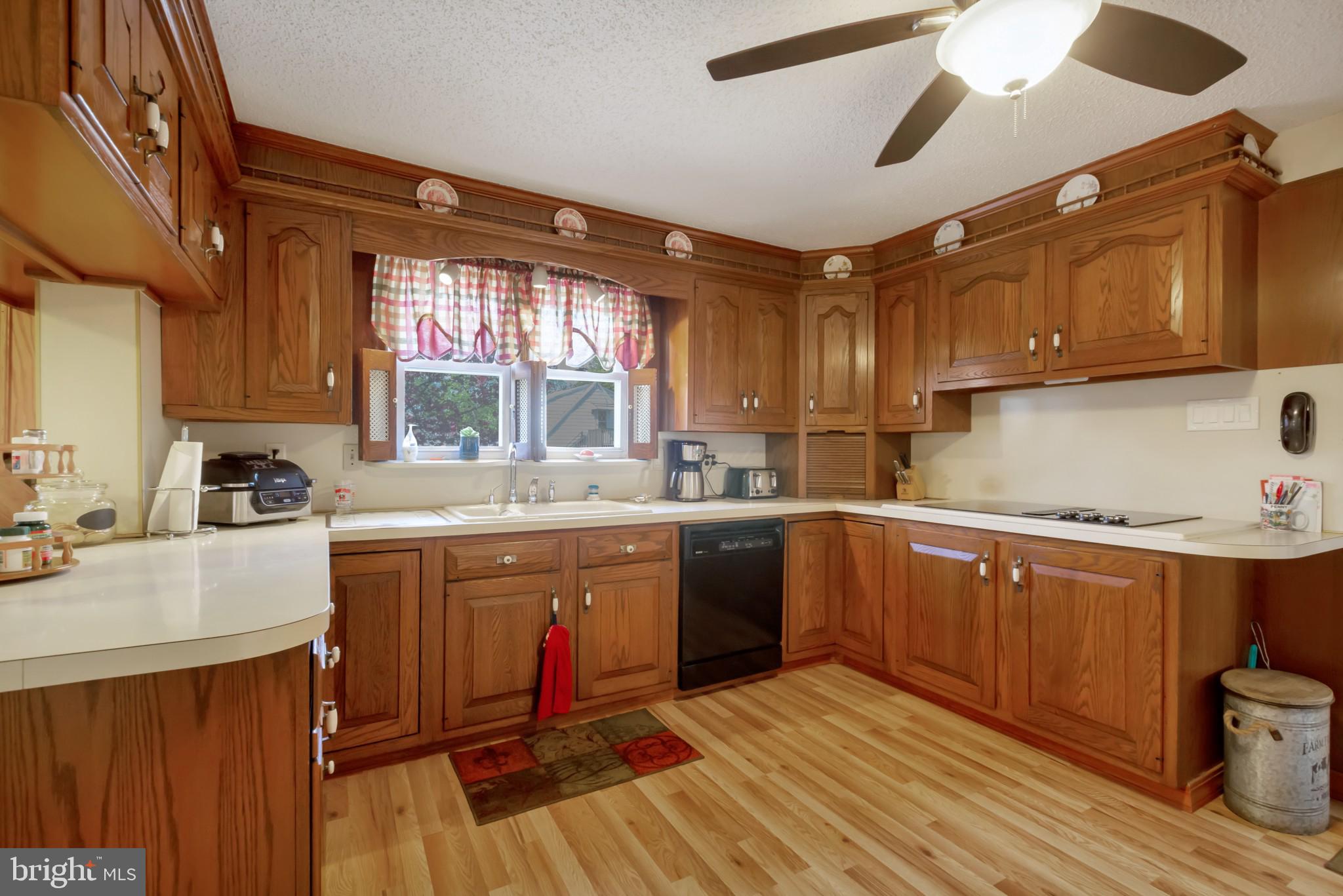 63 Sicklerville Road Williamstown, NJ 08094 - Photo 14 of 31 Gallery Image 14