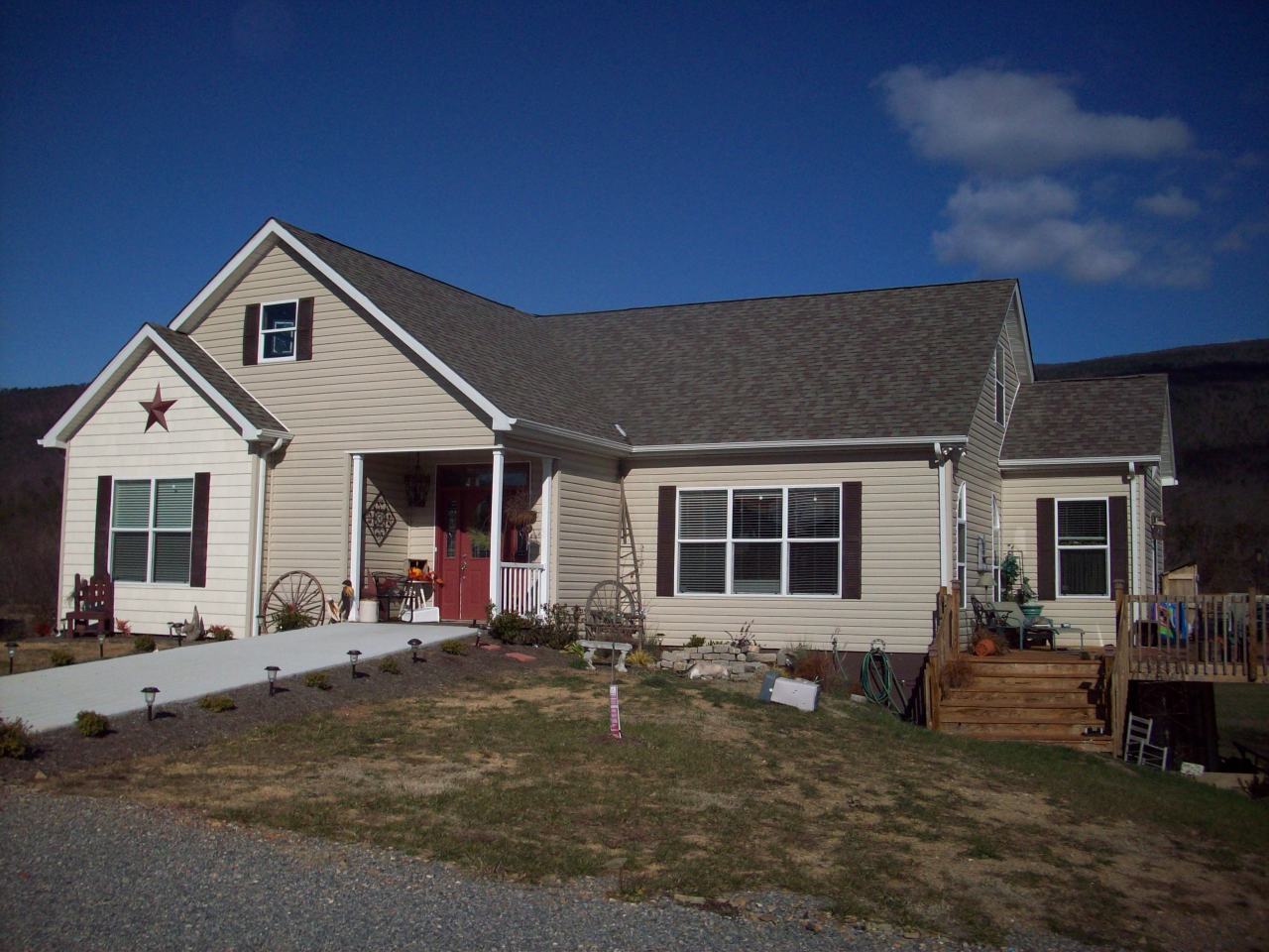 3369 Bradshaw Road Salem, VA 24153 - Photo 1 of 16 HOME VIEW