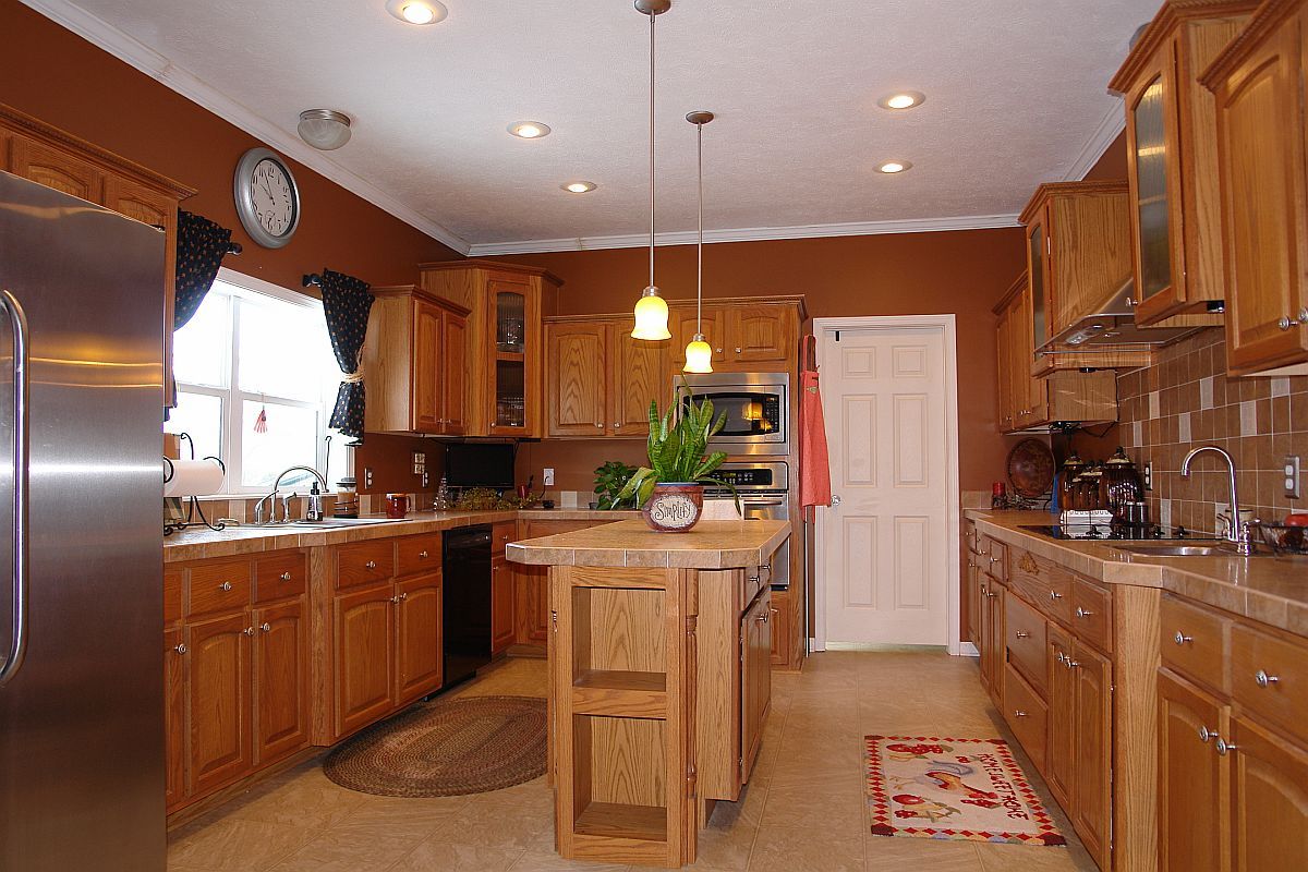 3369 Bradshaw Road Salem, VA 24153 - Photo 6 of 16 C:\fakepath\DSC09423
