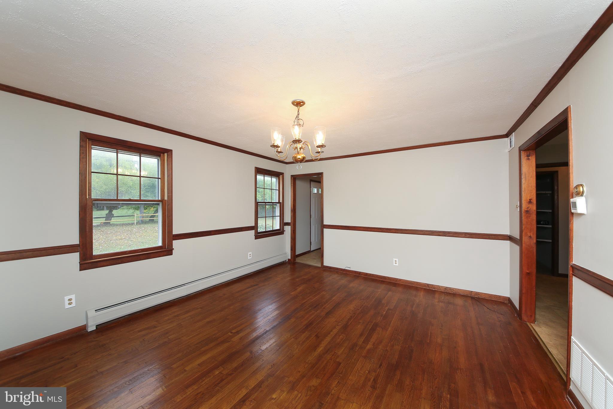 676 Swamp Road Furlong, PA 18925 - Photo 4 of 24 Gallery Image 4