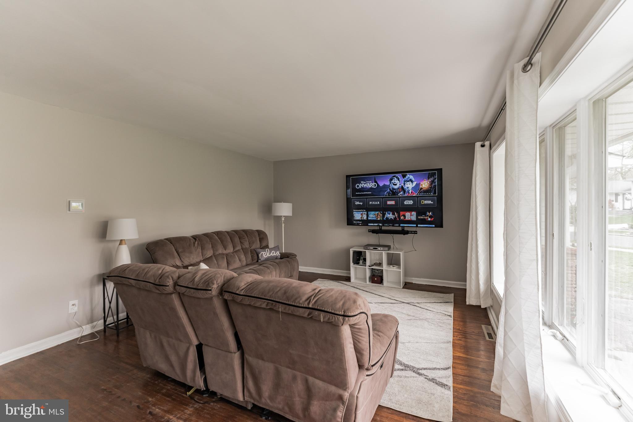 107 Sunnybrook Road Cherry Hill, NJ 08034 - Photo 6 of 33