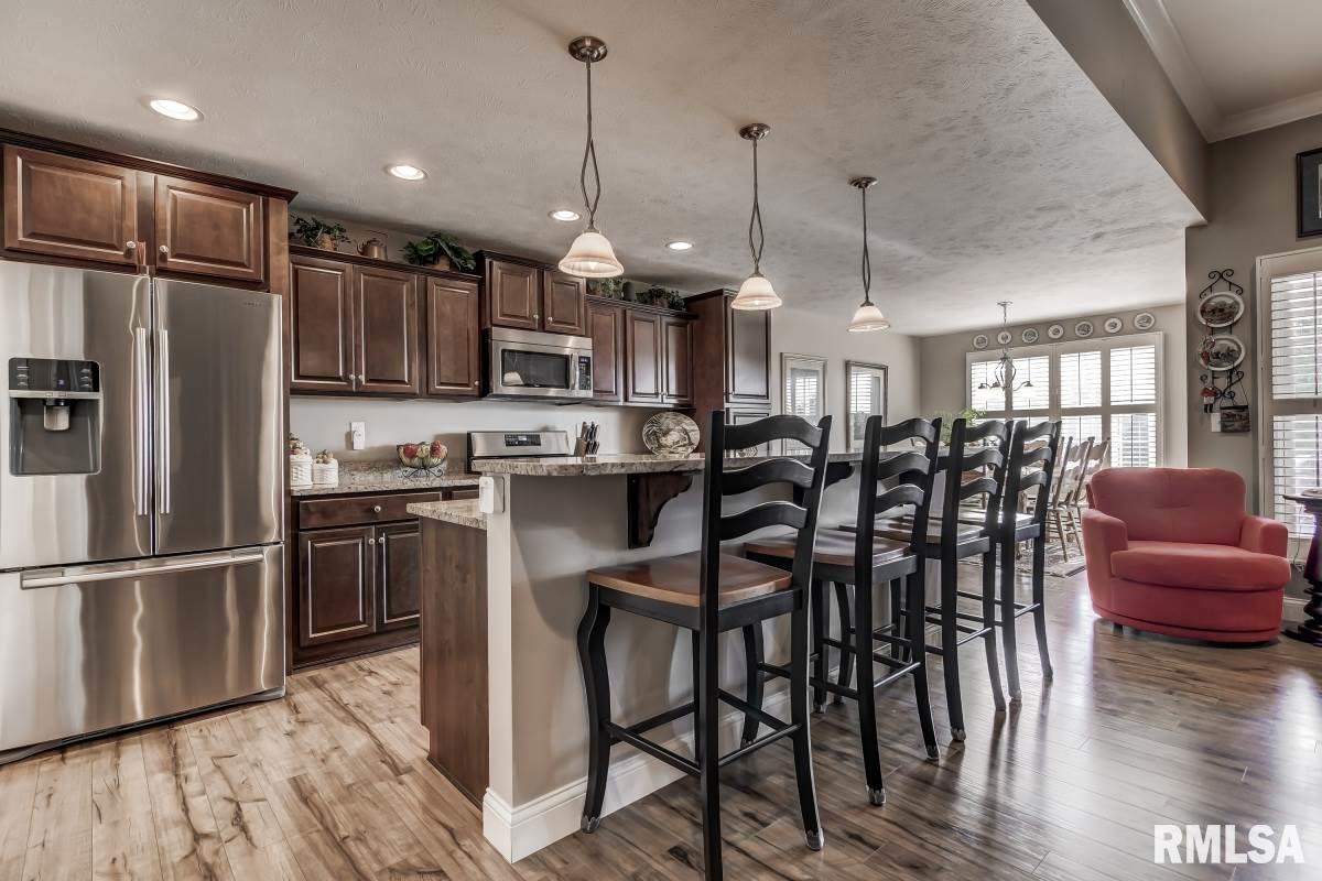 2714 Buckskin Trail Springfield, IL 62711 - Photo 8 of 36 Gallery Image 8
