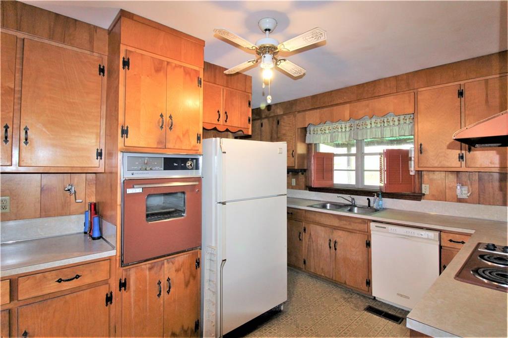 3081 Clarks Chapel Road Lenoir, NC 28645 - Photo 22 of 45