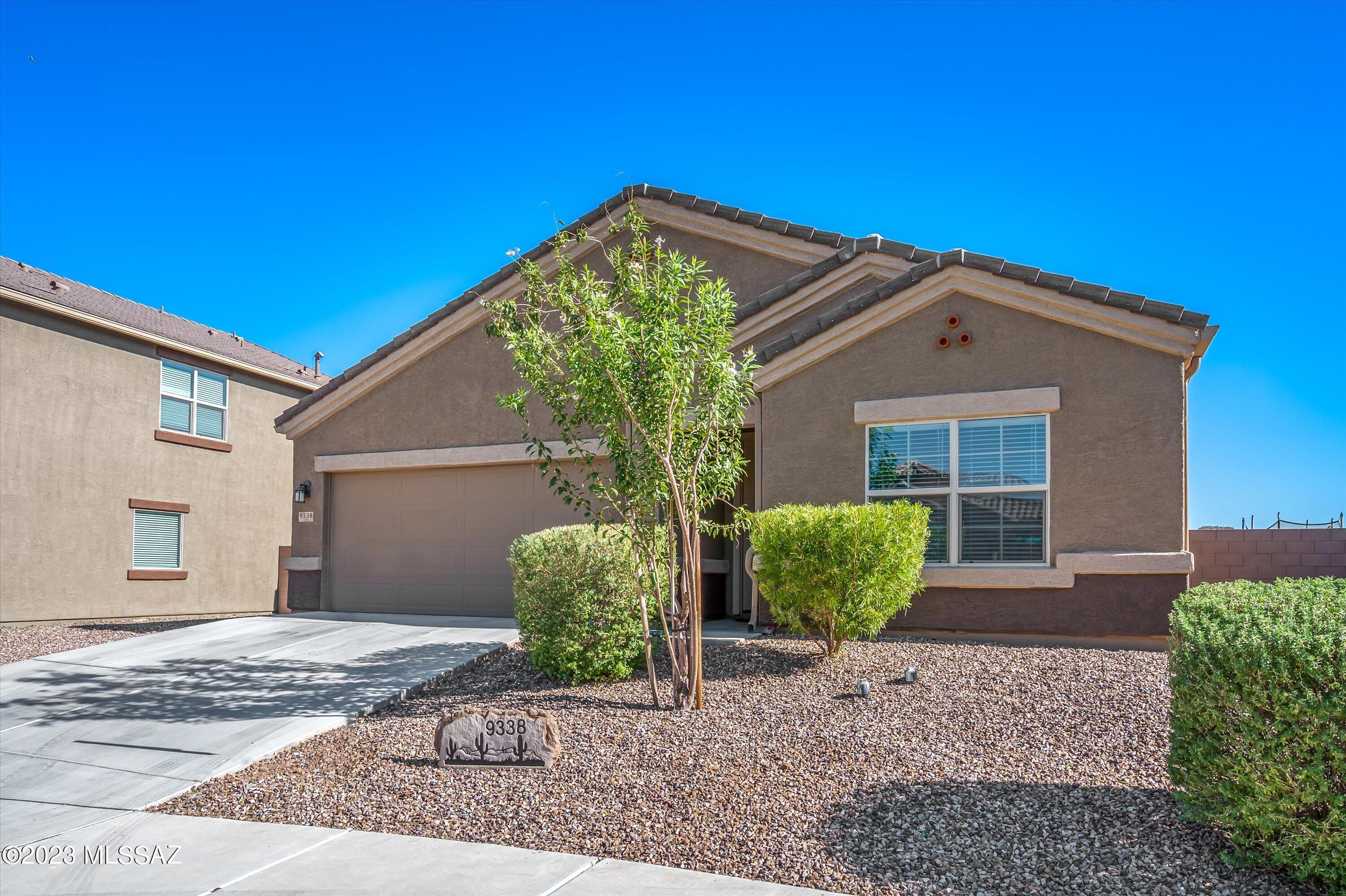 9338 West Spider Agave Road Marana, AZ 85653 - Photo 3 of 26