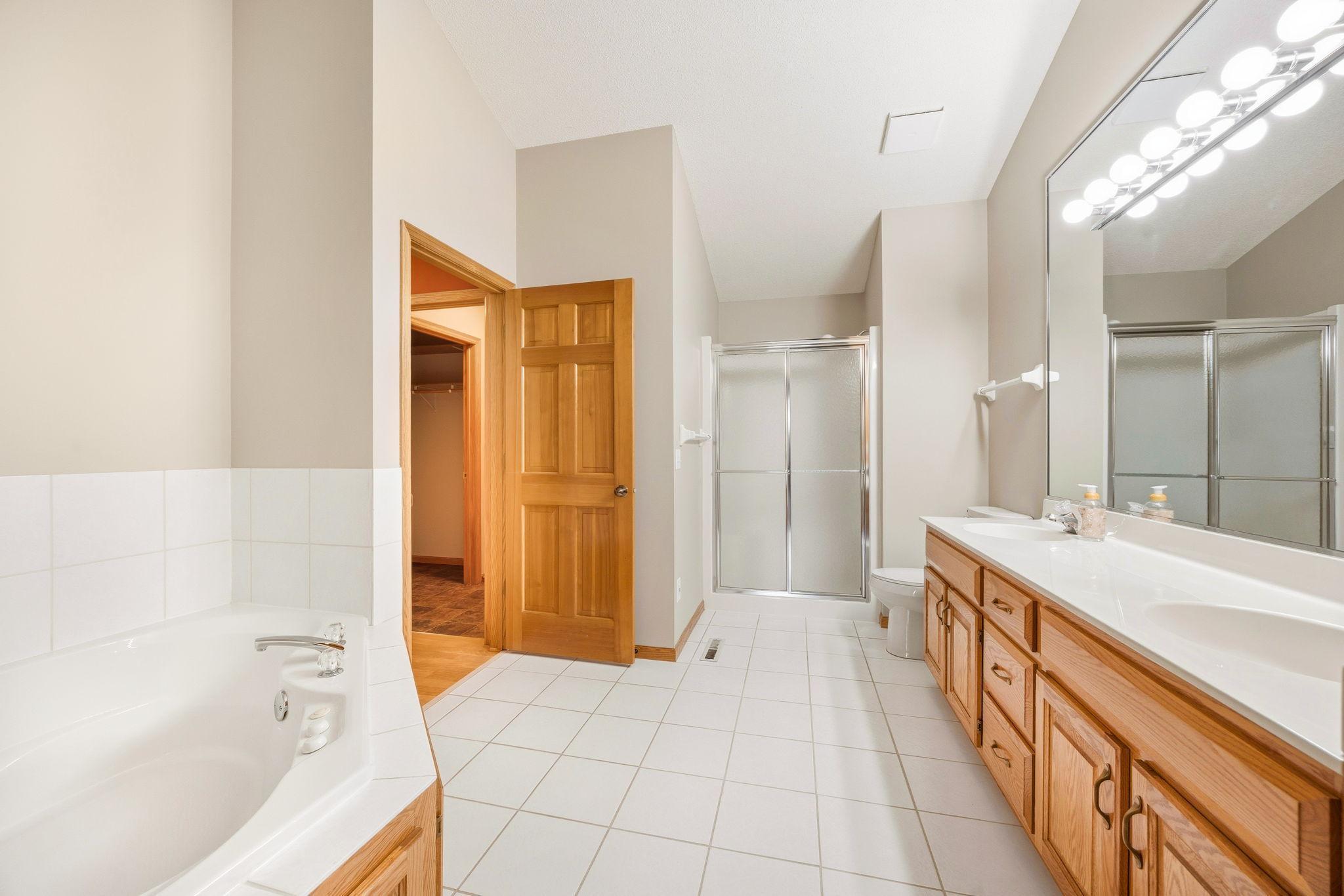 12568 Drake Street Northwest Coon Rapids, MN 55448 - Photo 16 of 28