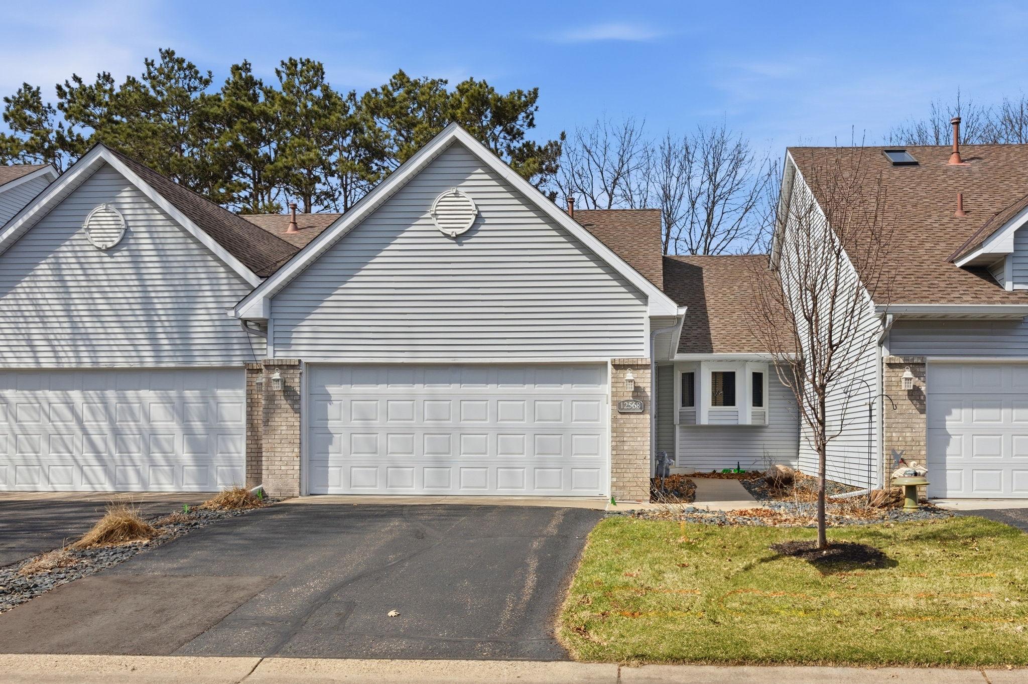 12568 Drake Street Northwest Coon Rapids, MN 55448 - Photo 2 of 28