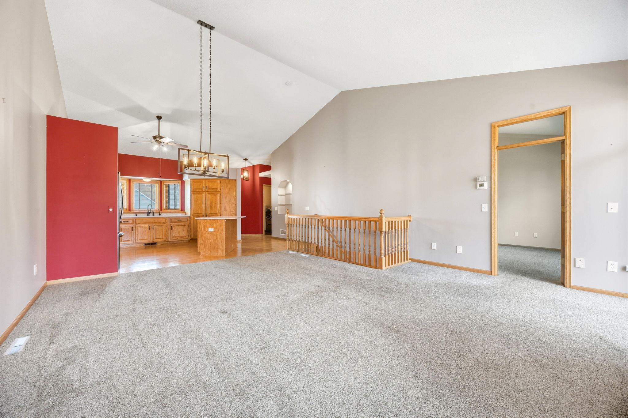 12568 Drake Street Northwest Coon Rapids, MN 55448 - Photo 10 of 28