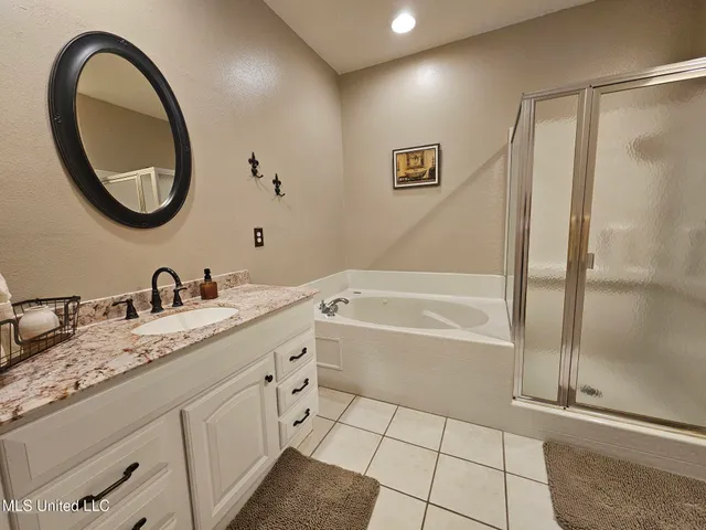 $269,000 | 2252 Beach Drive, Unit 701, Gulfport, MS 39507