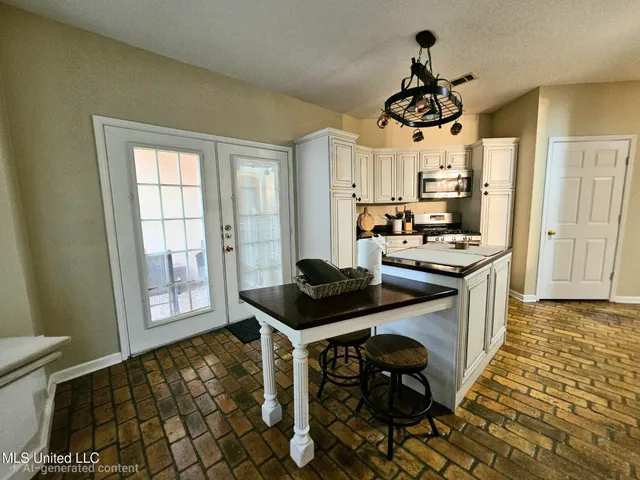 $269,000 | 2252 Beach Drive, Unit 701, Gulfport, MS 39507