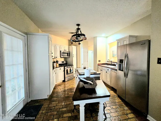 $269,000 | 2252 Beach Drive, Unit 701, Gulfport, MS 39507