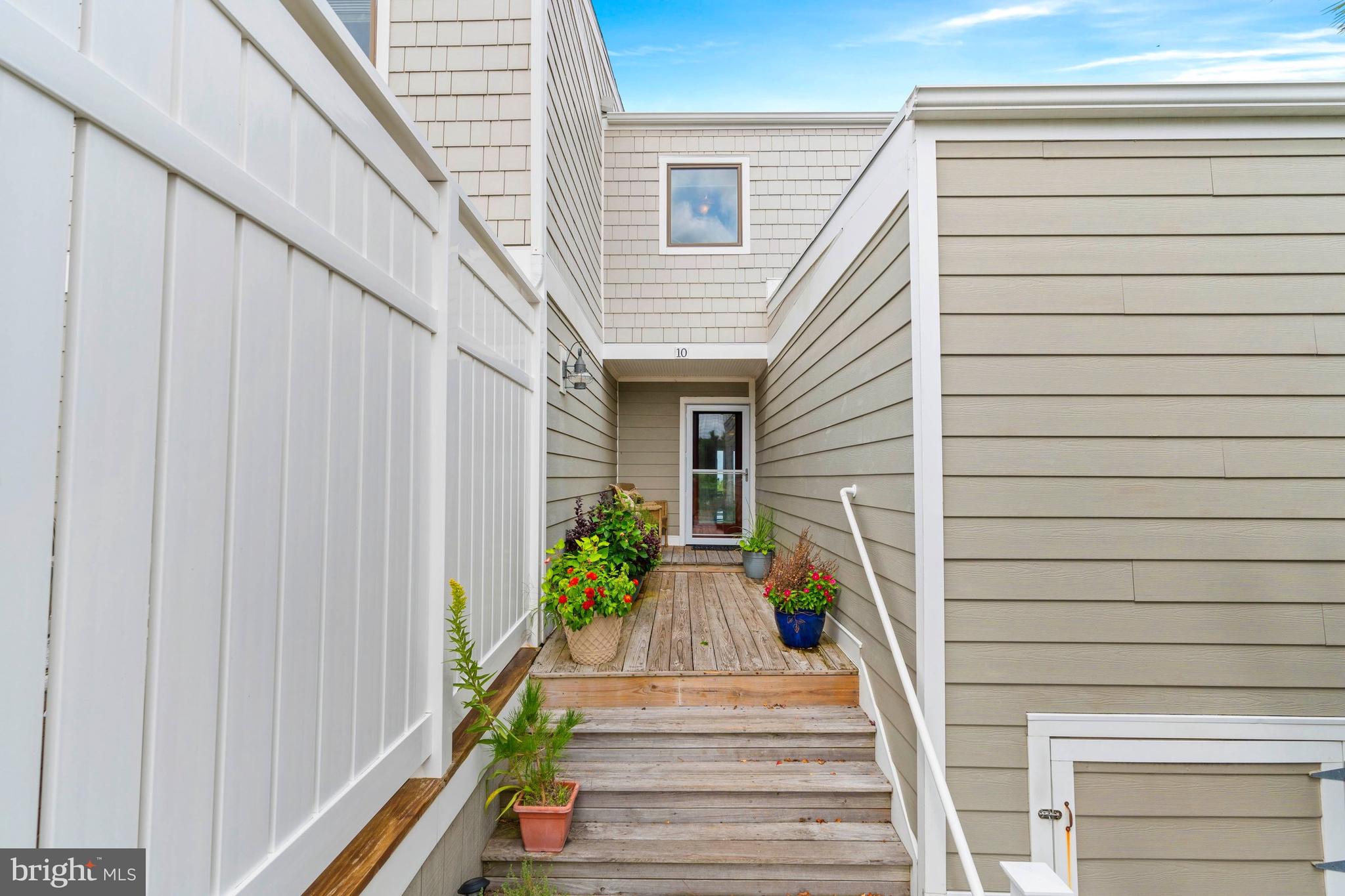 Welcoming entrance and front porch