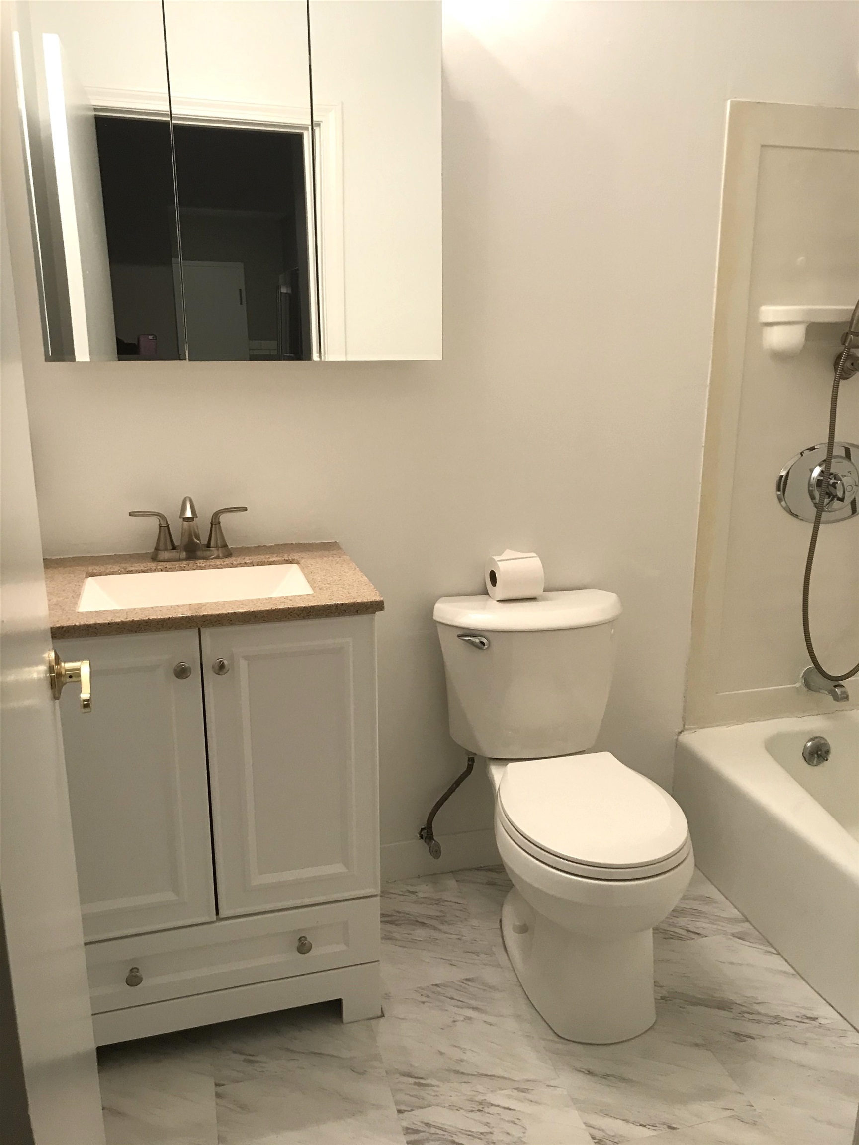 13 Strawberry Bank Road, Unit 18 Nashua, NH 03062 - Photo 17 of 26