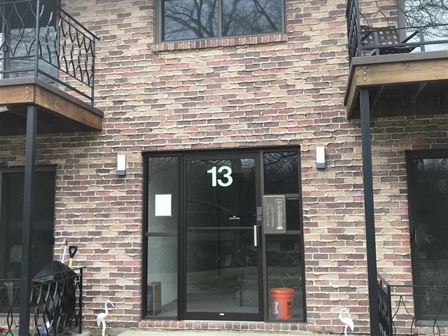 13 Strawberry Bank Road, Unit 18 Nashua, NH 03062 - Photo 2 of 26