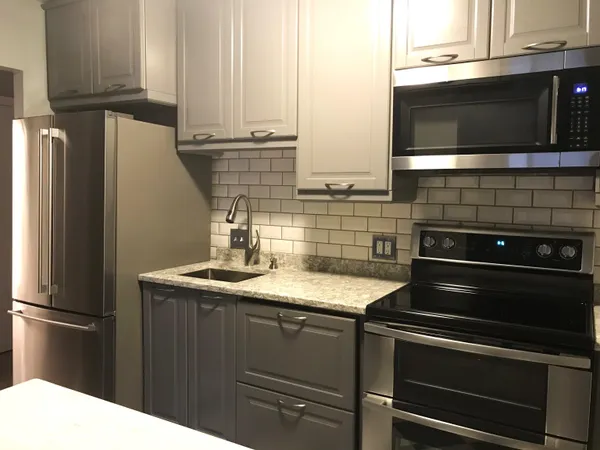 $1,800 | 13 Strawberry Bank Road, Unit 18, Nashua, NH 03062