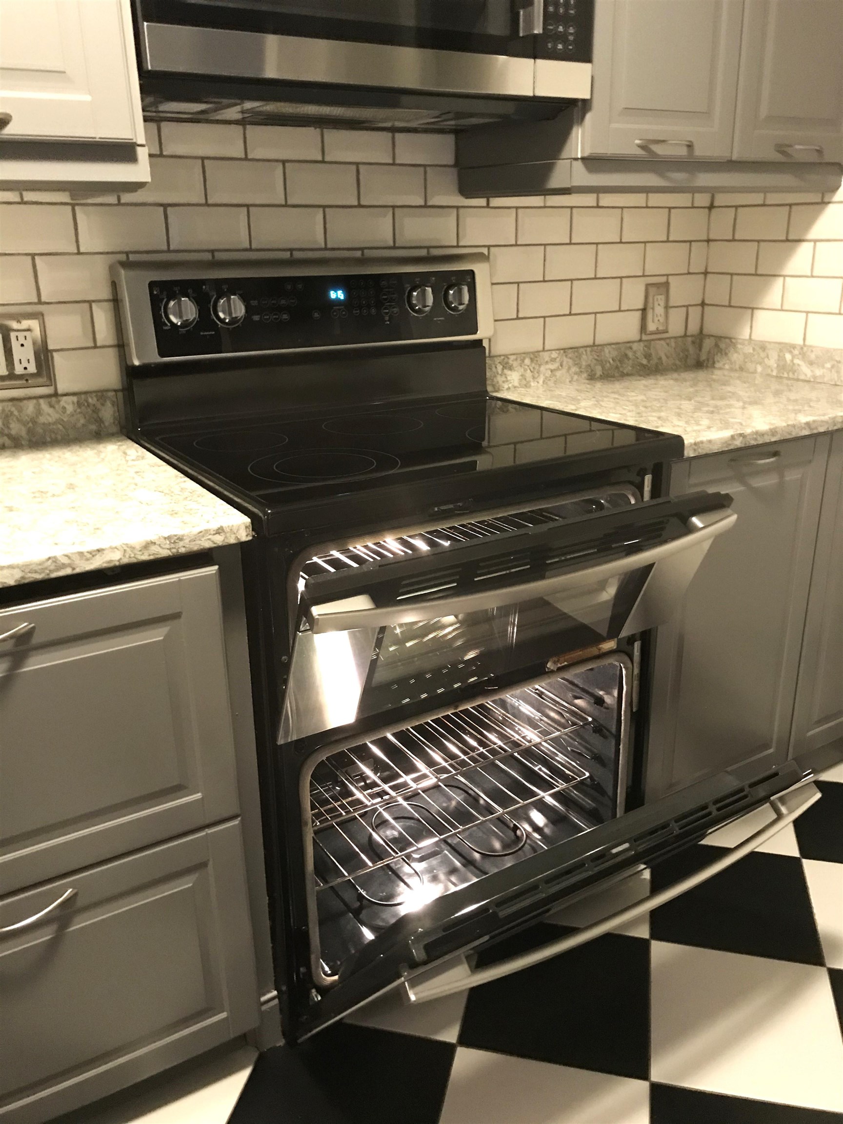 13 Strawberry Bank Road, Unit 18 Nashua, NH 03062 - Photo 8 of 26