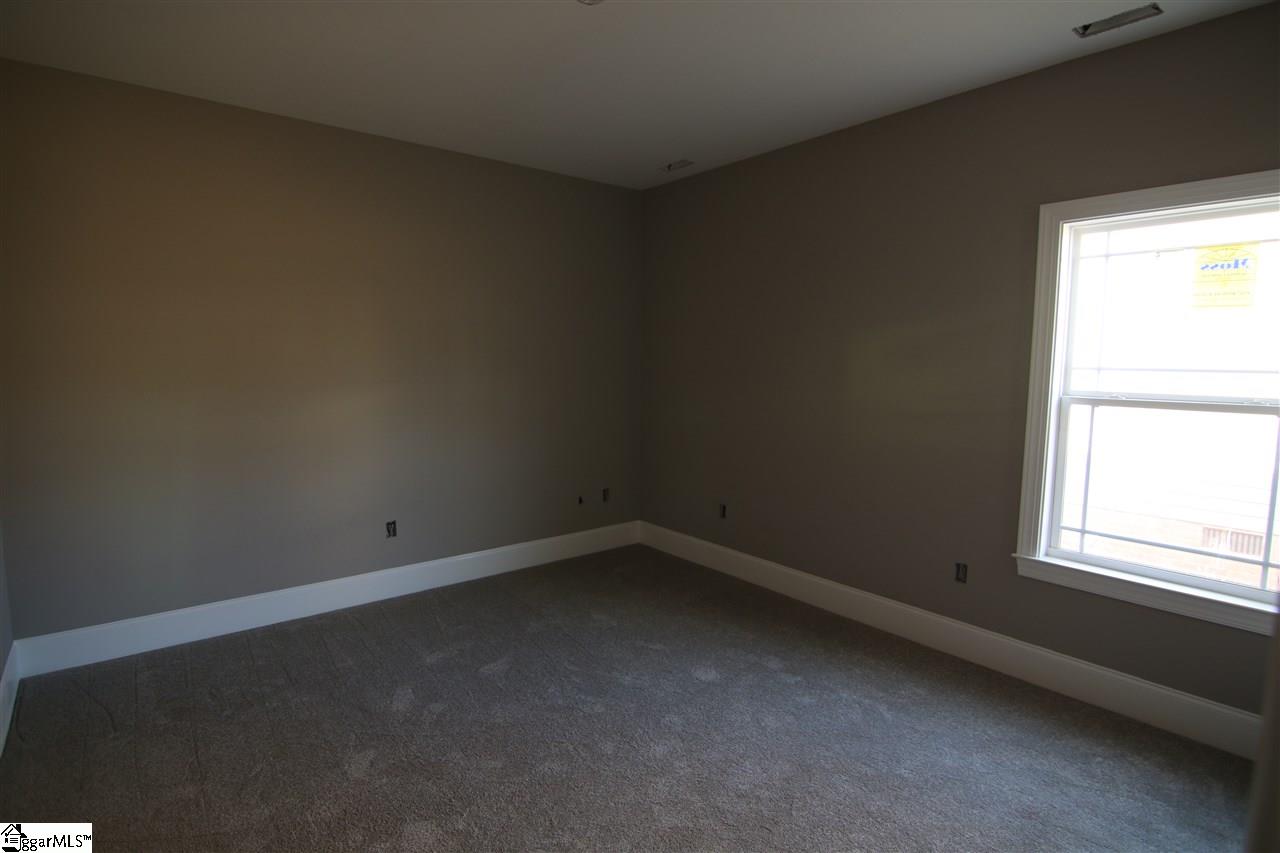 463 Risen Star Drive Boiling Springs, SC 29316 - Photo 8 of 11 Gallery Image 8