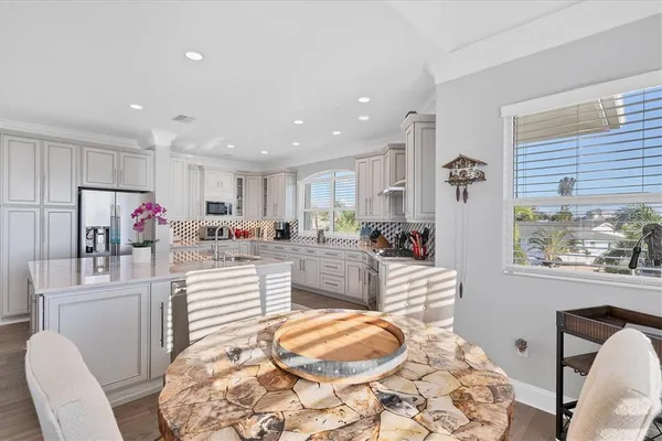 a view of walk in closet