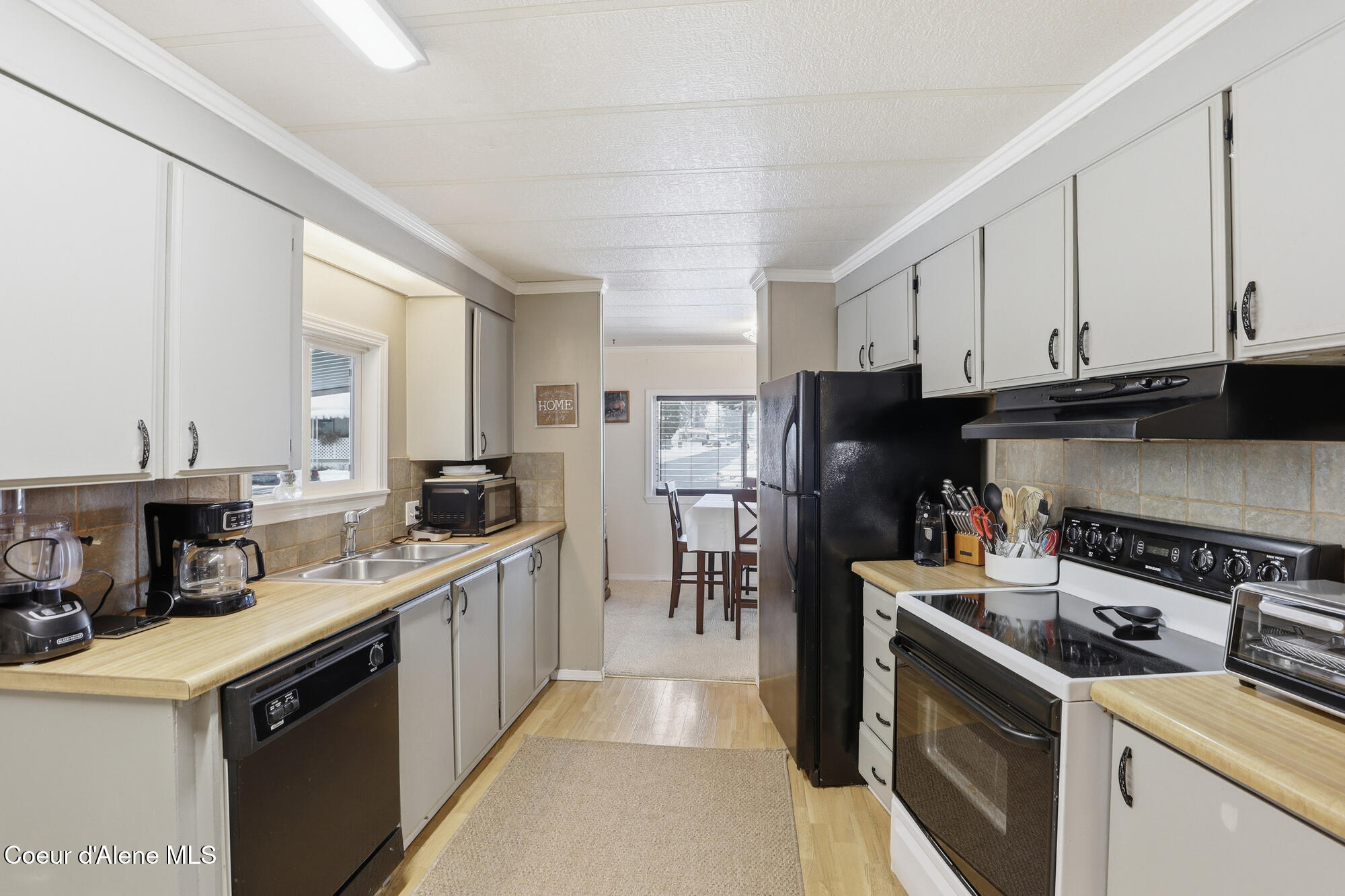 8901 North Starr Loop Hayden, ID 83835 - Photo 13 of 34 Kitchen