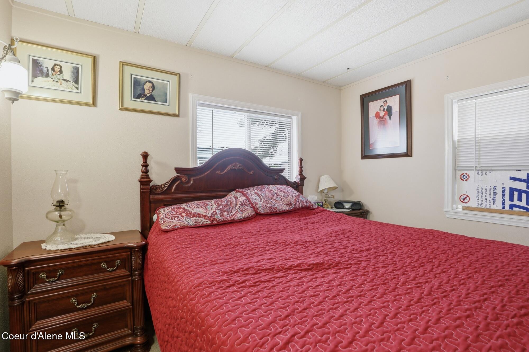 8901 North Starr Loop Hayden, ID 83835 - Photo 16 of 34 Master bedroom