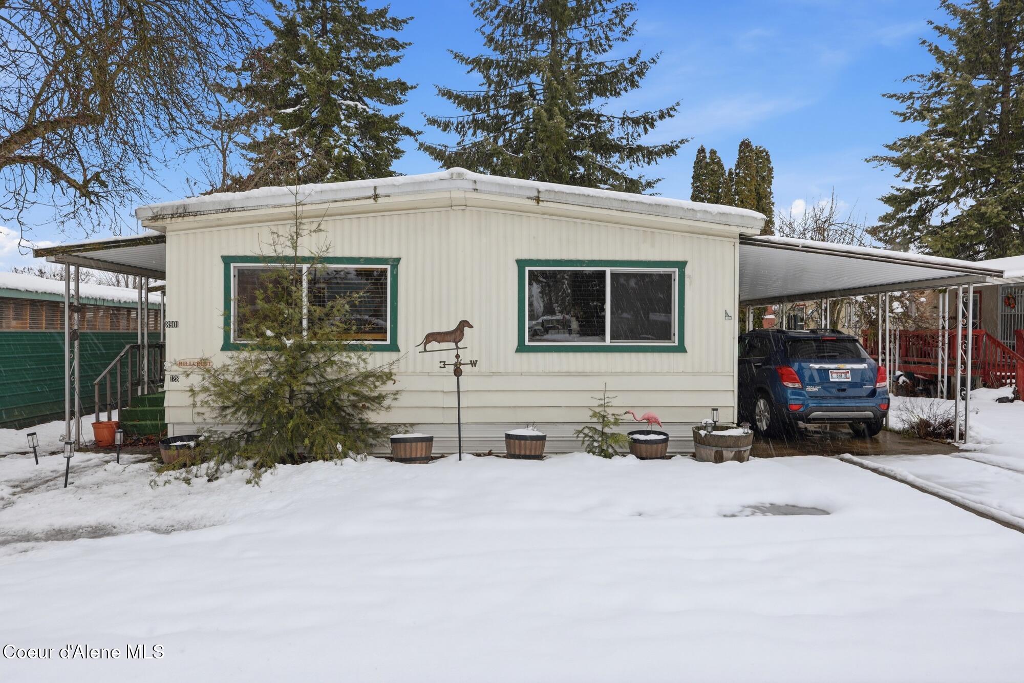 8901 North Starr Loop Hayden, ID 83835 - Photo 2 of 34 front of home