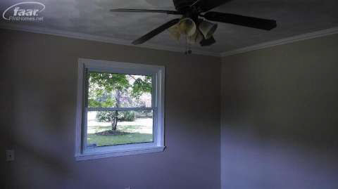 5038 Calkins Road Flint, MI 48532 - Photo 16 of 29 20414127-15.JPG