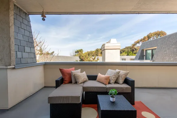 $7,995 | 7975 Caminito Del Cid, La Jolla, CA 92037