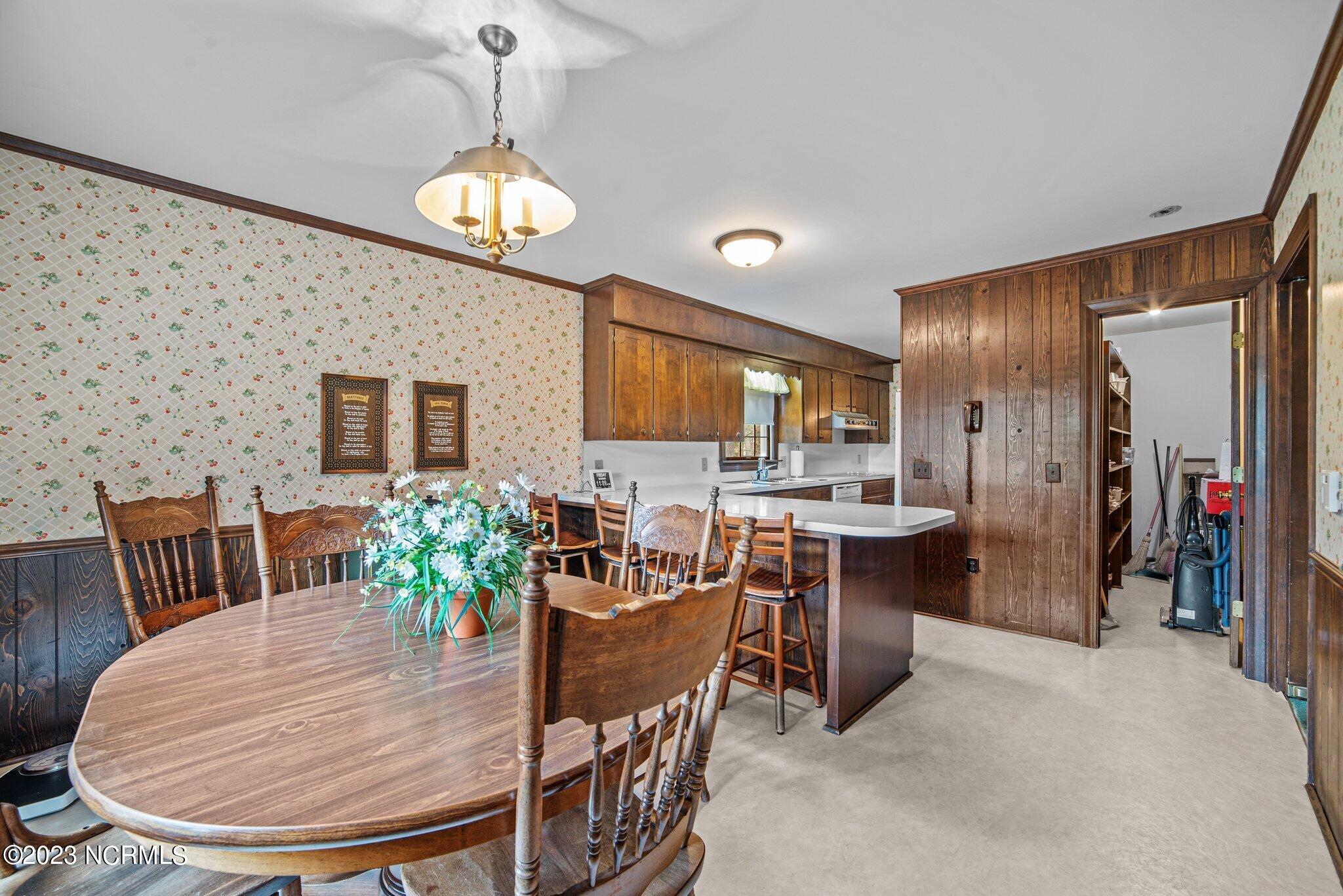 2203 Riley Road Kinston, NC 28504 - Photo 28 of 51 30-web-or-mls-DSC_4120