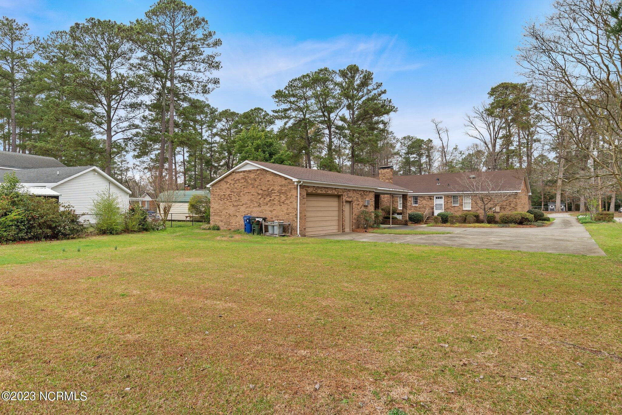 2203 Riley Road Kinston, NC 28504 - Photo 7 of 51 7-web-or-mls-DSC_4085