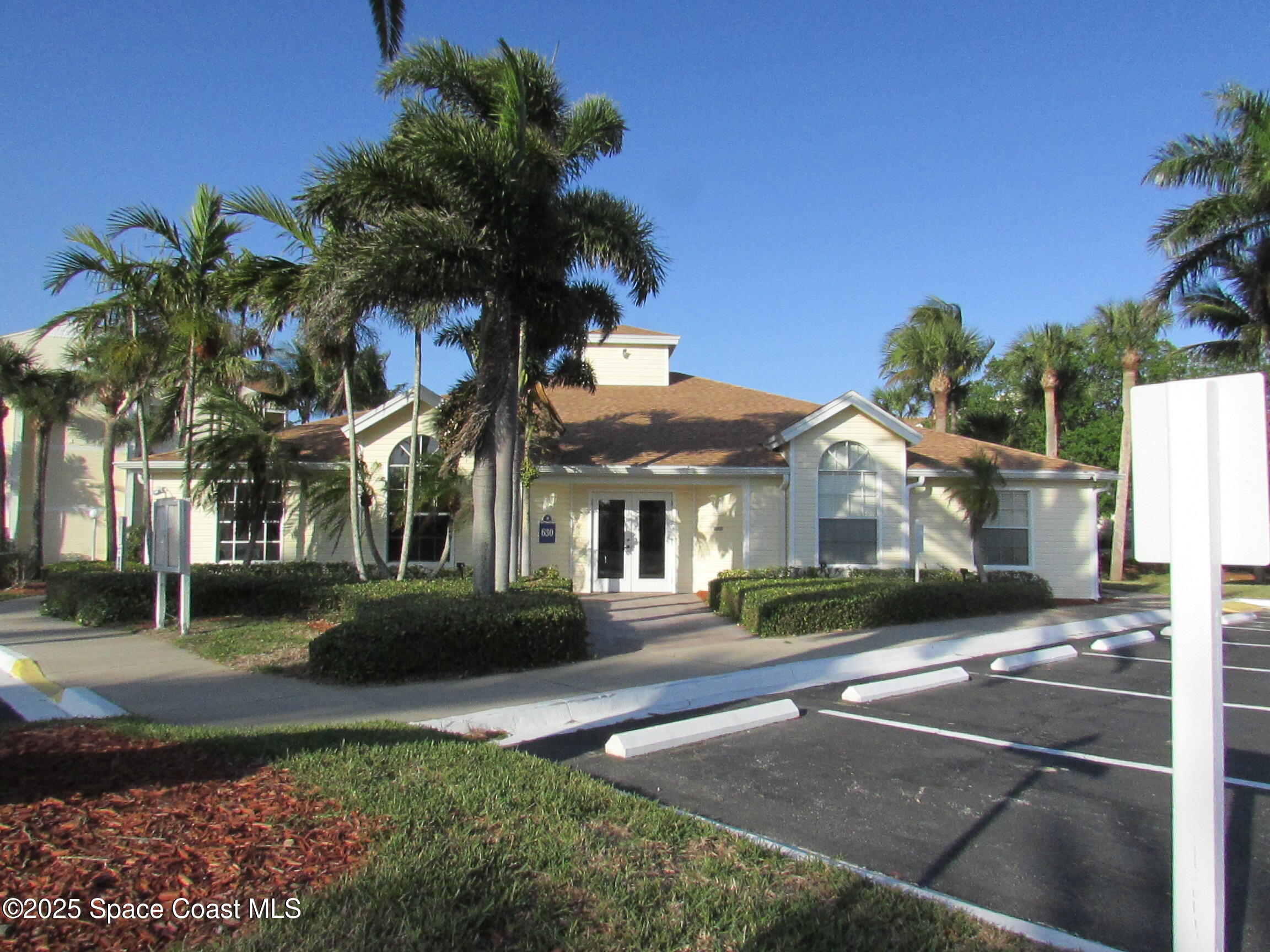1850 Charlesmont Drive, Unit 7118 Melbourne, FL 32903 - Photo 5 of 13 IMG_7717