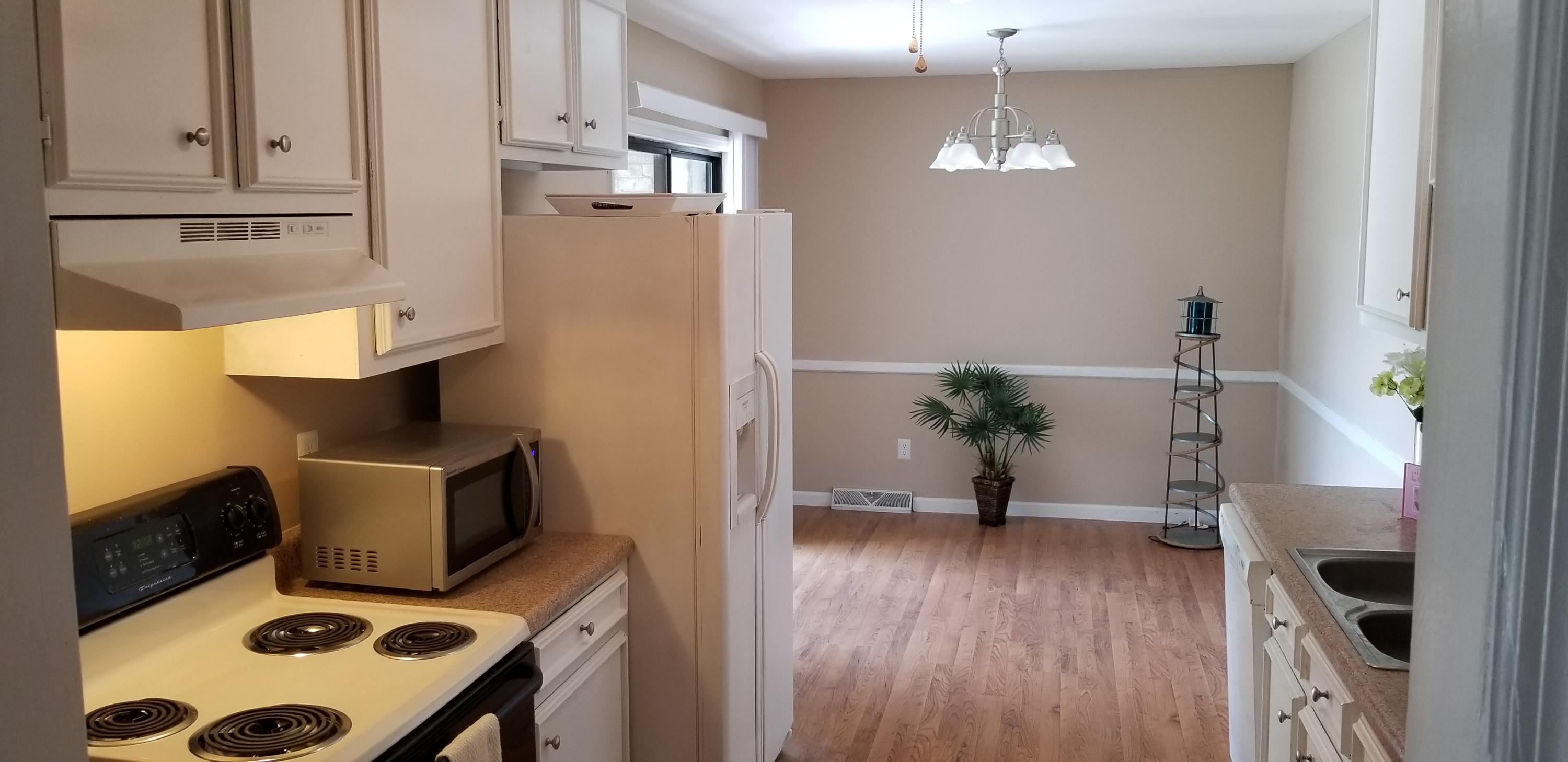 112 Wheeler Road Summerville, SC 29486 - Photo 3 of 28 3