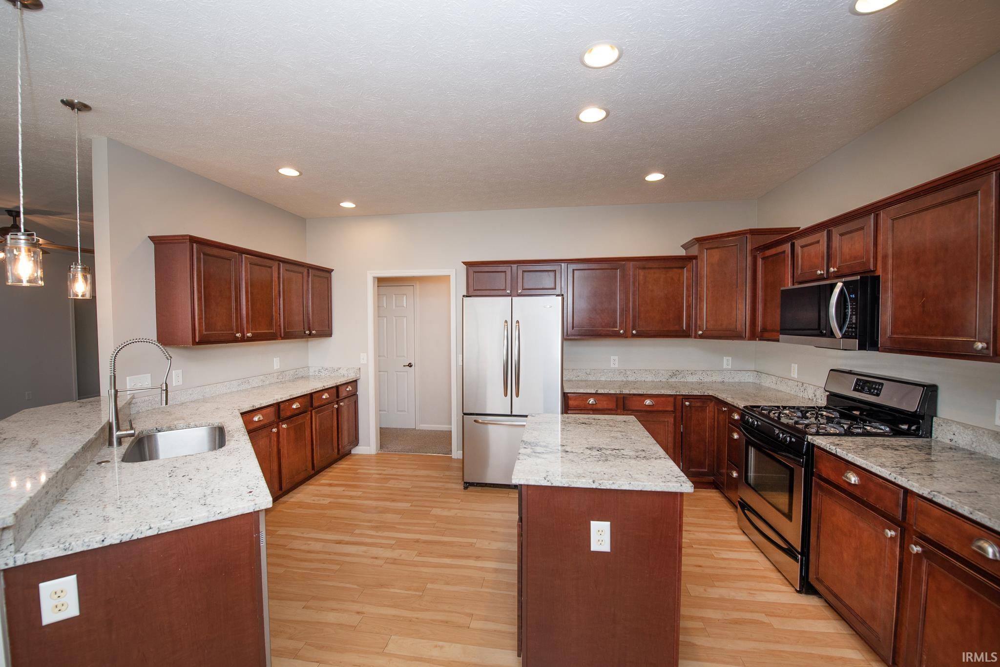 2489 Cascade Court West Lafayette, IN 47906 - Photo 15 of 34