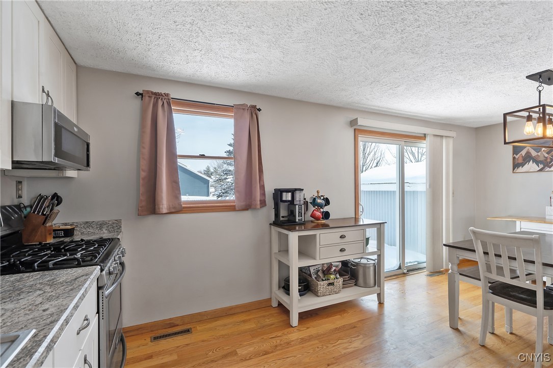 8500 Bayridge Road Cicero, NY 13039 - Photo 18 of 43