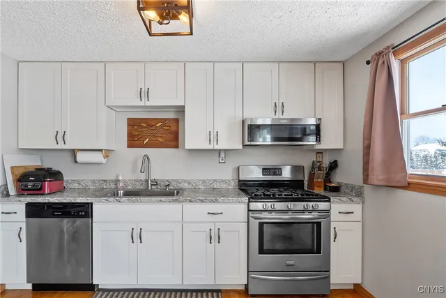 $242,900 | 8500 Bayridge Road, Cicero, NY 13039