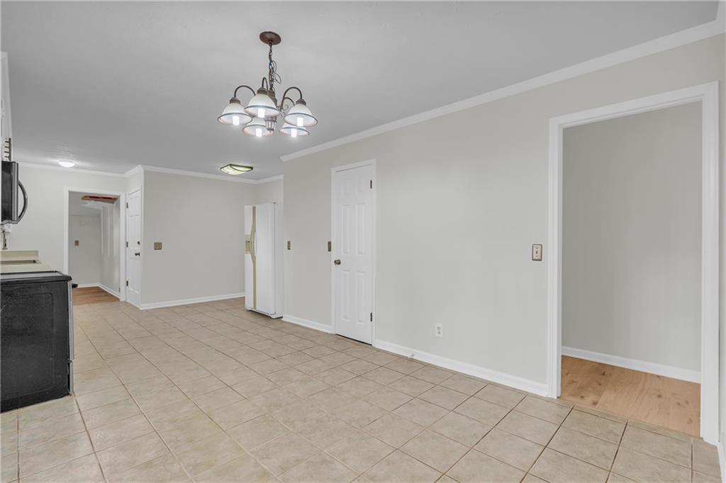 32 Cox Road Southeast Cartersville, GA 30121 - Photo 17 of 60 a view of an empty room with window